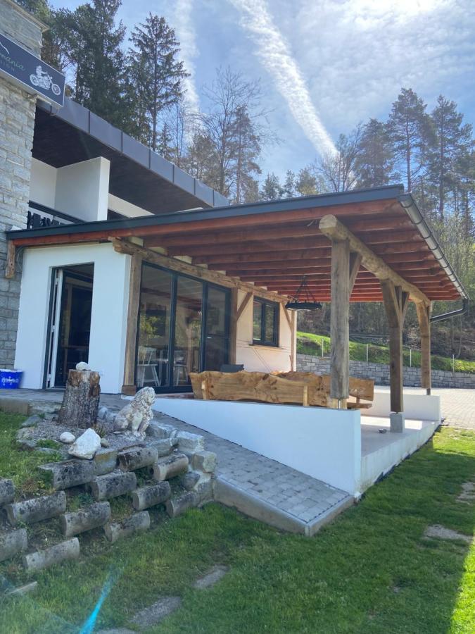 La Irmania Pension Ledenitzen Exterior photo